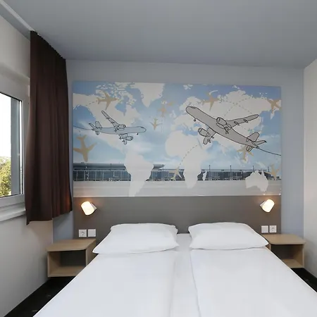 Berlin-airport 3*