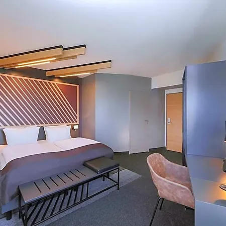 Berlin-airport Hotel 3*