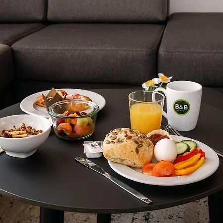 Hotel Berlin-airport 3*